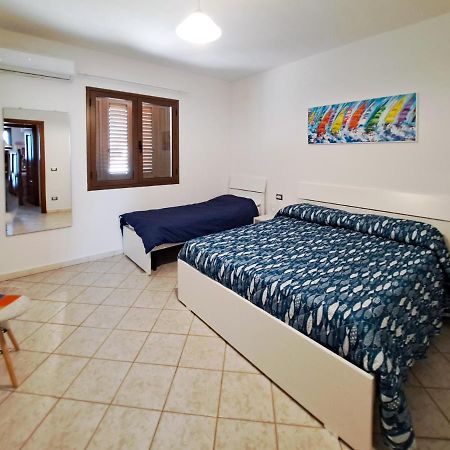 Appartamento Trilocale Vicino Al Centro Di San Teodoro San Teodoro  Esterno foto