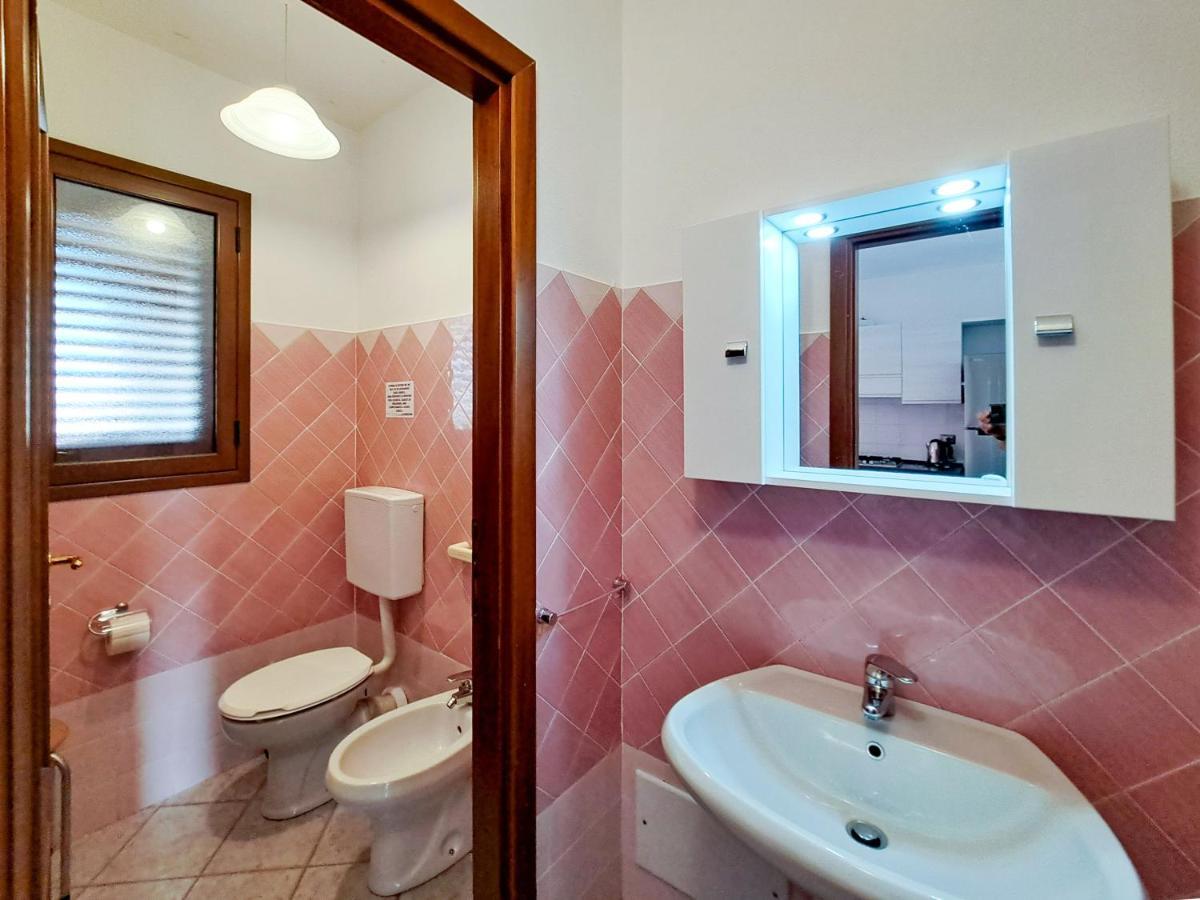 Appartamento Trilocale Vicino Al Centro Di San Teodoro San Teodoro  Esterno foto
